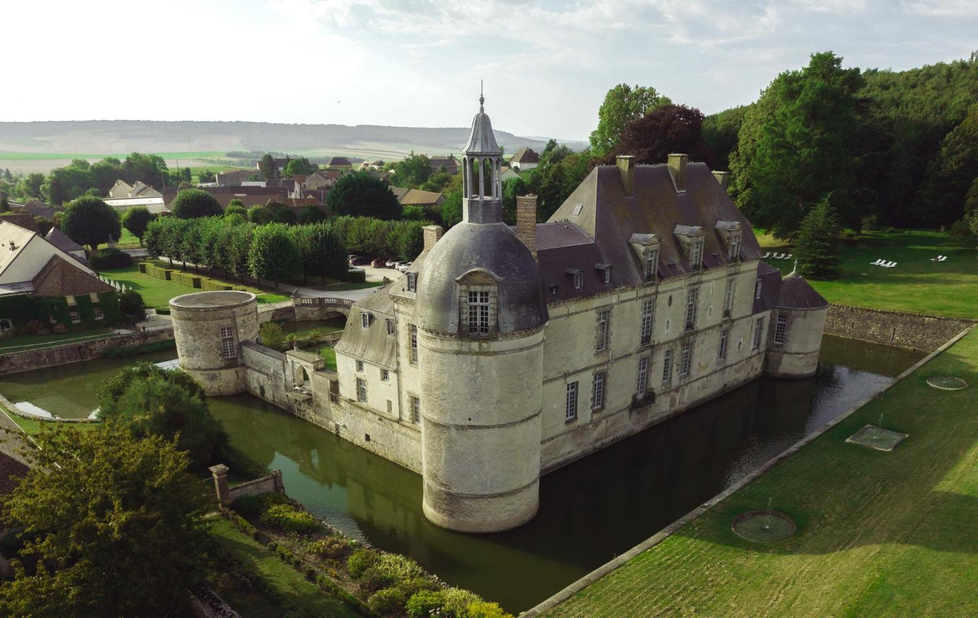 Le Chateau D'Etoges - Champagne Hotel Exterior photo